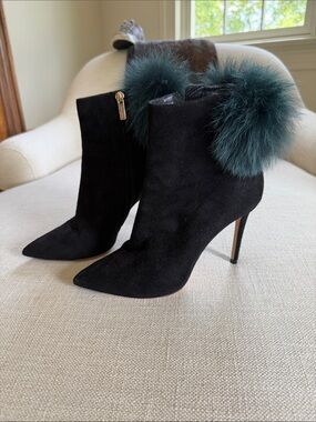 Jimmy Choo Black Suede Pointed-Toe Ankle Boots with Teal Fur Trim size 37
